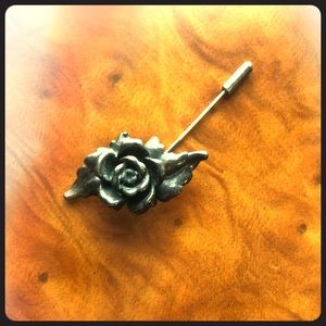 Vintage Clothing Pin/ Brooch